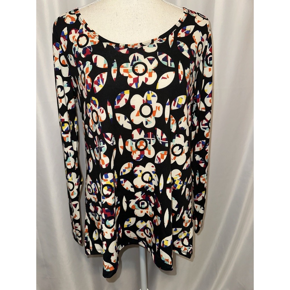 LulaRoe Top Elizabeth Womens Size M Long Sleeve Black Floral Geometric Long Slee